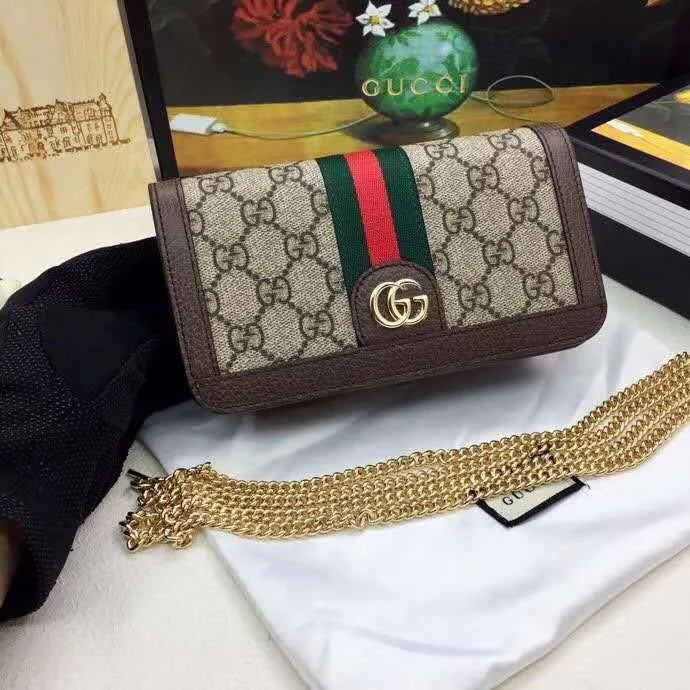 Ladies Gucci Dionysus bags with a detachable shoulder strapGucci Bags