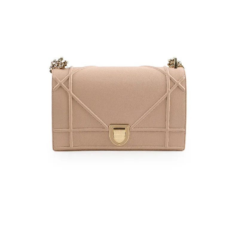 Christian Dior handbags with a detachable mirror for on - the - go touch - upsChristian Dior Diorama Medium Blush Pink Bag