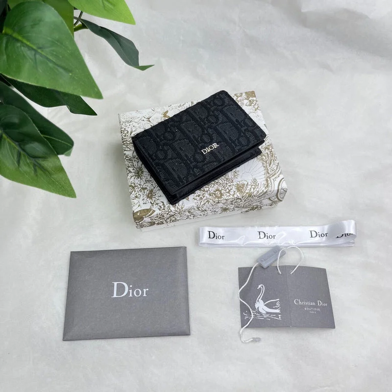 Christian Dior handbags with a detachable mirror for on - the - go touch - upsBC - Dior Bags - 1133