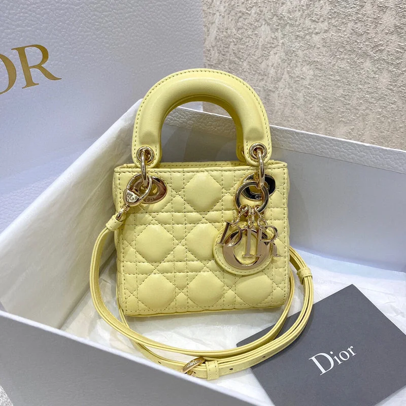 Christian Dior Saddle bags with a distressed leather finishBC - Dior Bags - 1142