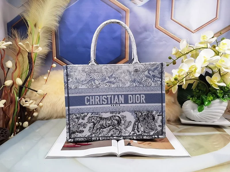 Christian Dior handbags with a back - pocket for quick storageChristian Dior  Bags - 3628