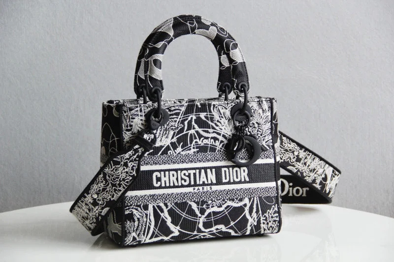 Christian Dior bags with a detachable coin purse insideChristian Dior  Bags - 3781