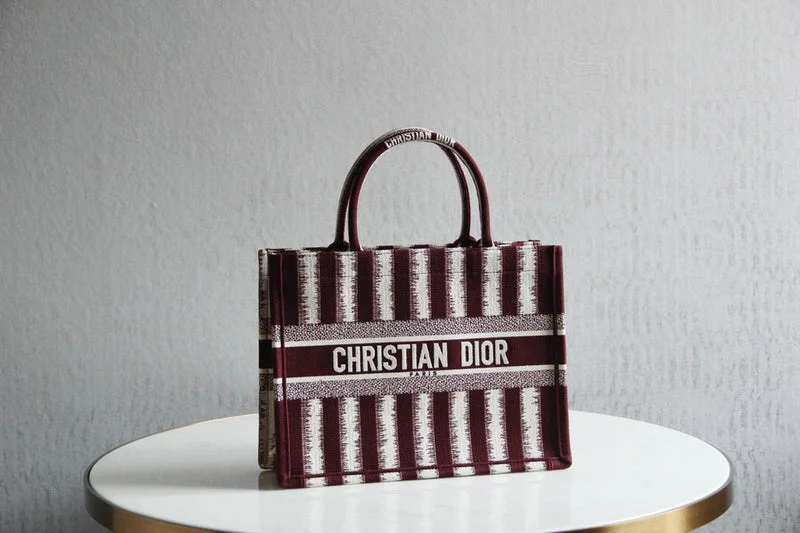 Christian Dior bags with a zip - top closure and multiple compartmentsChristian Dior  Bags - 3814