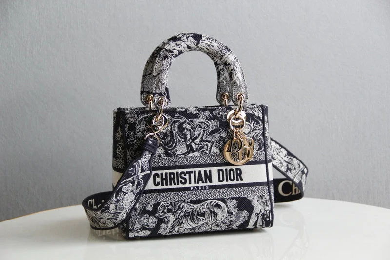 Christian Dior bags with a side - pocket for holding a water bottleChristian Dior  Bags - 3828