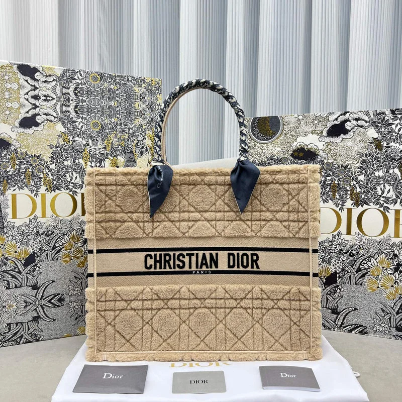 Christian Dior Saddle bags with a distressed leather finishChristian Dior  Bags - 4006