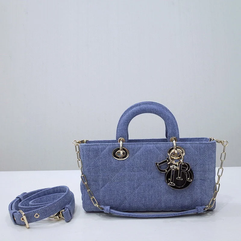 Christian Dior handbags with a removable shoulder strap for versatilityChristian Dior  Bags - 4049