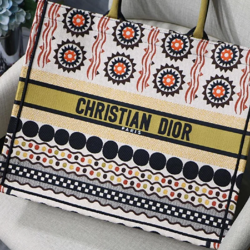 Stylish Christian Dior shoulder bags with a tassel - adorned zipperDIOR BOOK TOTE