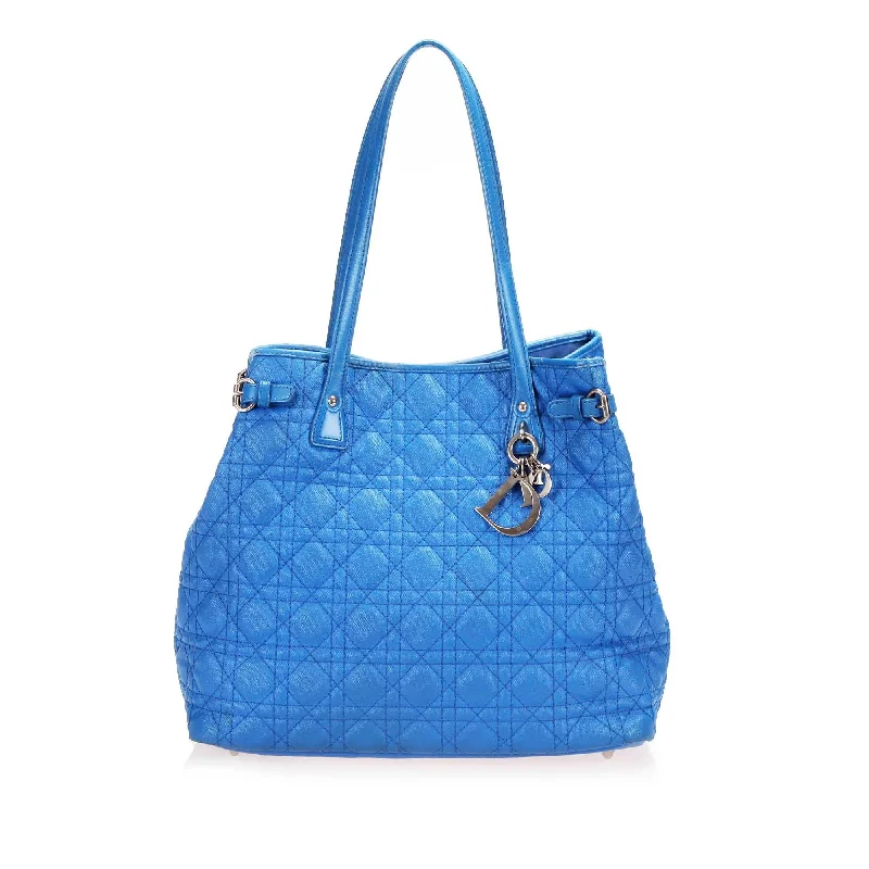 Trendsetting Christian Dior crossbody bags with a colorful strapDior Cannage Panarea Tote (SHG-12491)