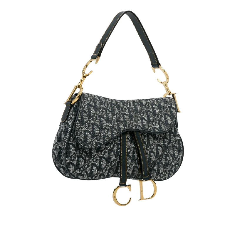 Fashion - forward Christian Dior tote bags for the modern womanDior Dior Oblique Double Saddle (Z60Djh)