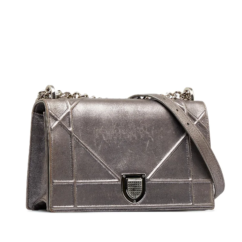 Christian Dior bags with a detachable coin purse insideDior Diorama Flap Crossbody Bag (SHG-Fg0F2e)