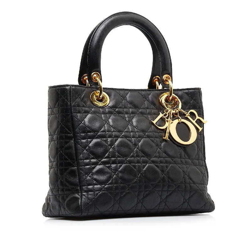 Contemporary Christian Dior handbags with a unique shapeDior Medium Cannage Lambskin Lady Dior (SHG-CWFkC0)