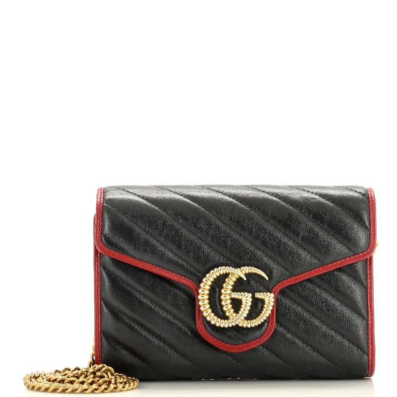 Ladies Gucci Dionysus bags with a detachable shoulder strapGG Marmont Chain Wallet Diagonal Quilted Leather Mini