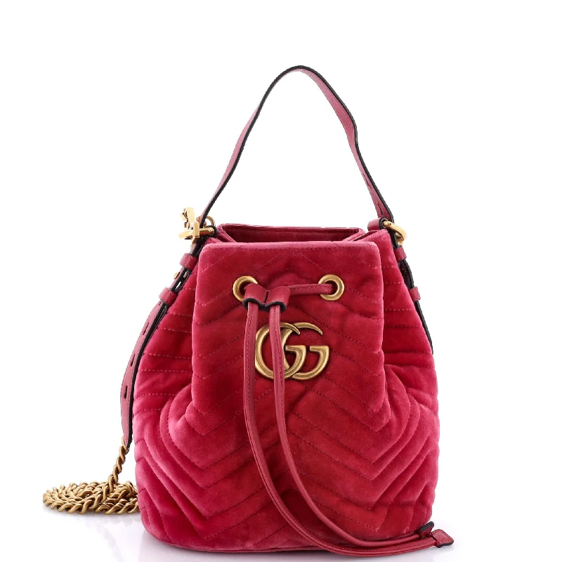 Women Gucci Sylvie bags with a detachable ribbon detailGG Marmont Bucket Bag Matelasse Velvet Small